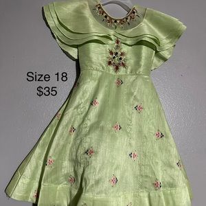 Kids gown